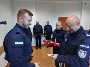 Ceremonia ślubowania nowych policjantów.