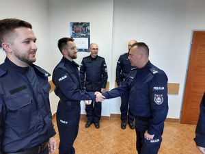 Ceremonia ślubowania nowych policjantów.