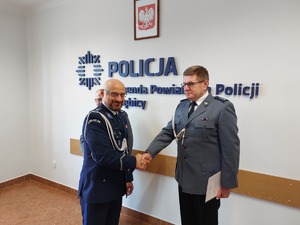 Komendant Powiatowy Policji w Dębicy gratuluje swoim zastępcom