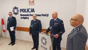 Uroczysta zbiórka w KPP Dębica, przekazanie obowiązków I Zastępcy Komendanta Powiatowego Policji w Dębicy, mł.insp. Piotrowi Janiec