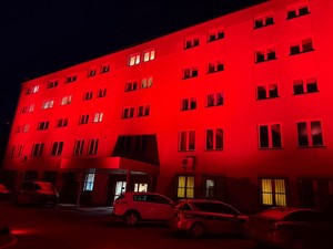 Podświetlona na czerwono Komenda Powiatowa Policji w Dębicy