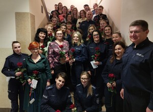 Uczestnicy uroczystego spotkania z okazji Dnia Kobiet