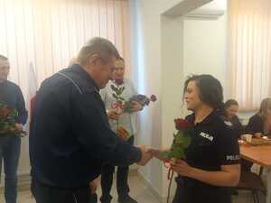 Uczestnicy uroczystego spotkania z okazji Dnia Kobiet