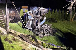 Pojazd oraz miejsce wypadku w Latoszynie
