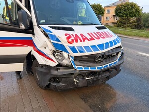 Karetka biorąca udział w zdarzeniu