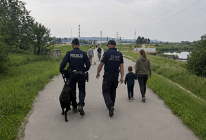 Wspólny patrol policjanta ze strażnikiem miejskim