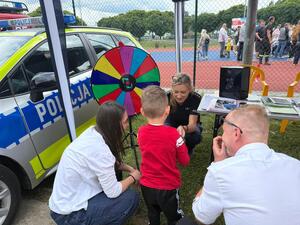 Policjantki podczas spotkań z dziećmi i młodzieżą