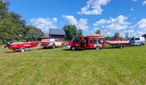 Dzielnicowi podczas wakacyjnych profilaktycznych spotkań