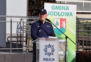 Przemawia Komendant Powiatowy Policji w Dębicy