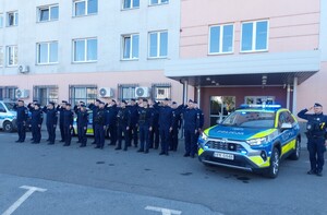 Policjanci z Dębicy oddają hołd zmarłemu policjantowi Natanowi Sieroń